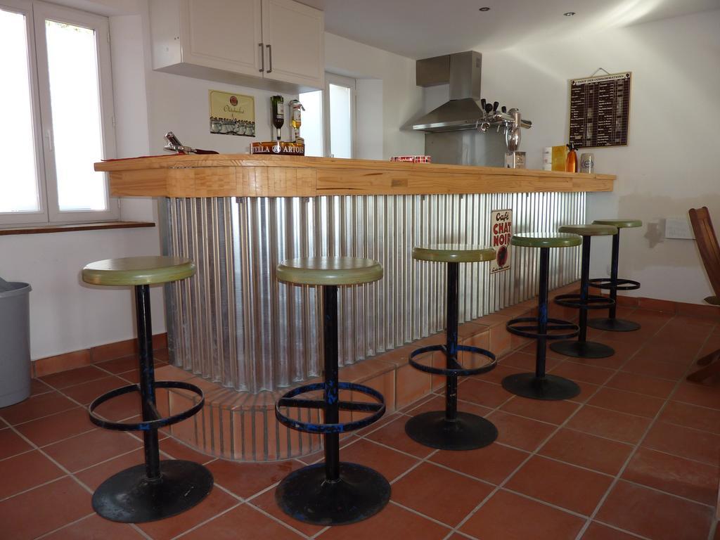 Les Gites Du Vieux Frene Longavesnes Habitación foto